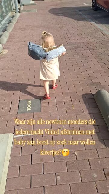 Een uitje naar het Vinted Go pakketpunt met alleen de oudste voelt plots als een vakantie🤣

Wie mij al langer kent, weet hoe hoog ik duurzaamheid in het vaandel heb staan. En dus koop ik vrijwel alles tweedehands. Eigenlijk alleen schoenen niet. 

En hoewel de mussen maar met moeite op het dak blijven op het moment, gaat mijn zoektocht naar wol/zijde kleding voor de kids door! 

Momenteel zoek ik nog een mooie zomerslaapzak voor de baby (maatje 3-6 mnd). Oh en een bups wolletjes om mee te breien🤭