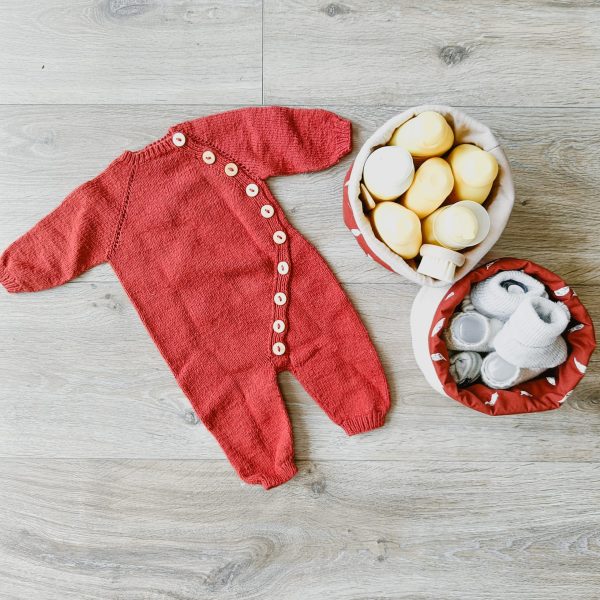 monday suit Handgemaakt Liefs van Zus Handmade babyroom Monday Suit